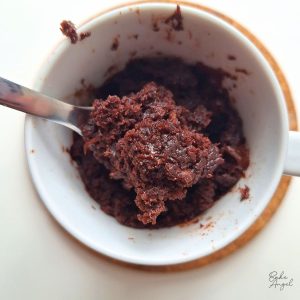 A rich indulgent 3 minute microwave chocolate mug cake, perfect for a quick treat.